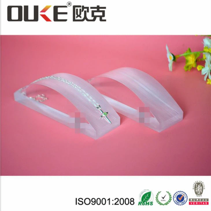 Manufacturers Wholesale Clean Acrylic Necklace Display Block